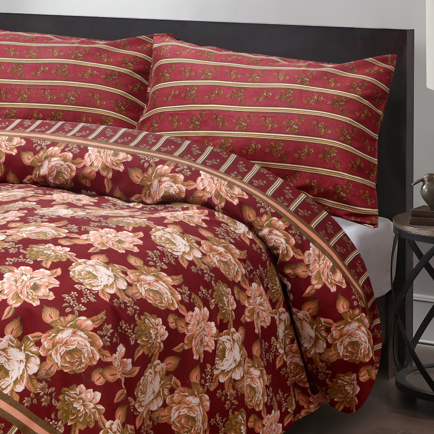 Classic Floral Elegance Bedsheet Set – Deep Red & Beige